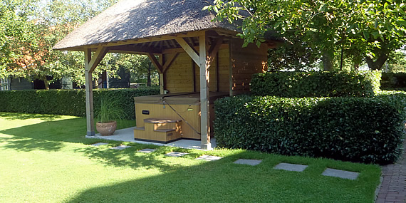 http://www.jansenhoveniers.nl/wp-content/uploads/2013/01/header-tuinonderhoud-570-285-03.jpg