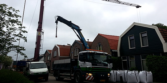 http://www.jansenhoveniers.nl/wp-content/uploads/2014/01/header-hoveniers-570-285-02.jpg